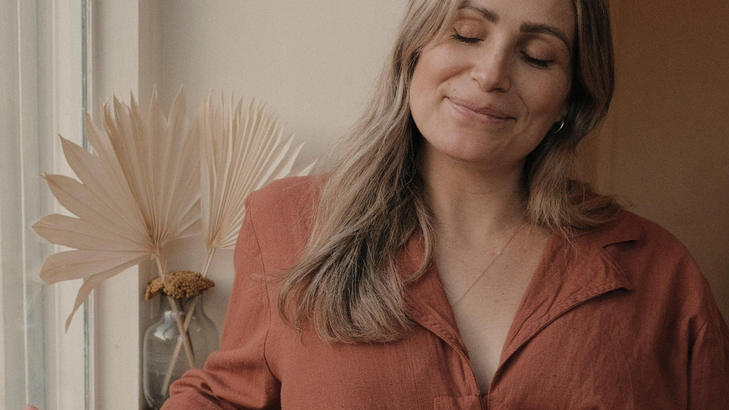 Essential Colours - Periodical Powers