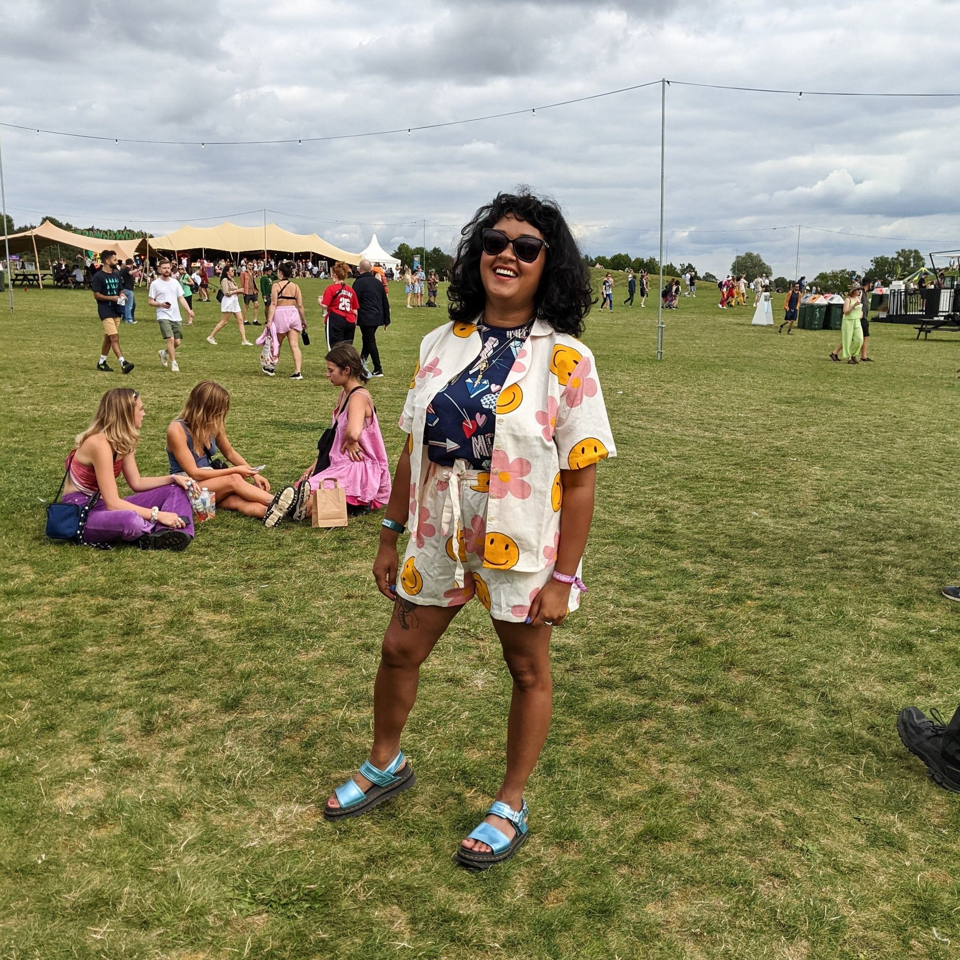 Happy Hippy Drawstring Shorts - Periodical Powers
