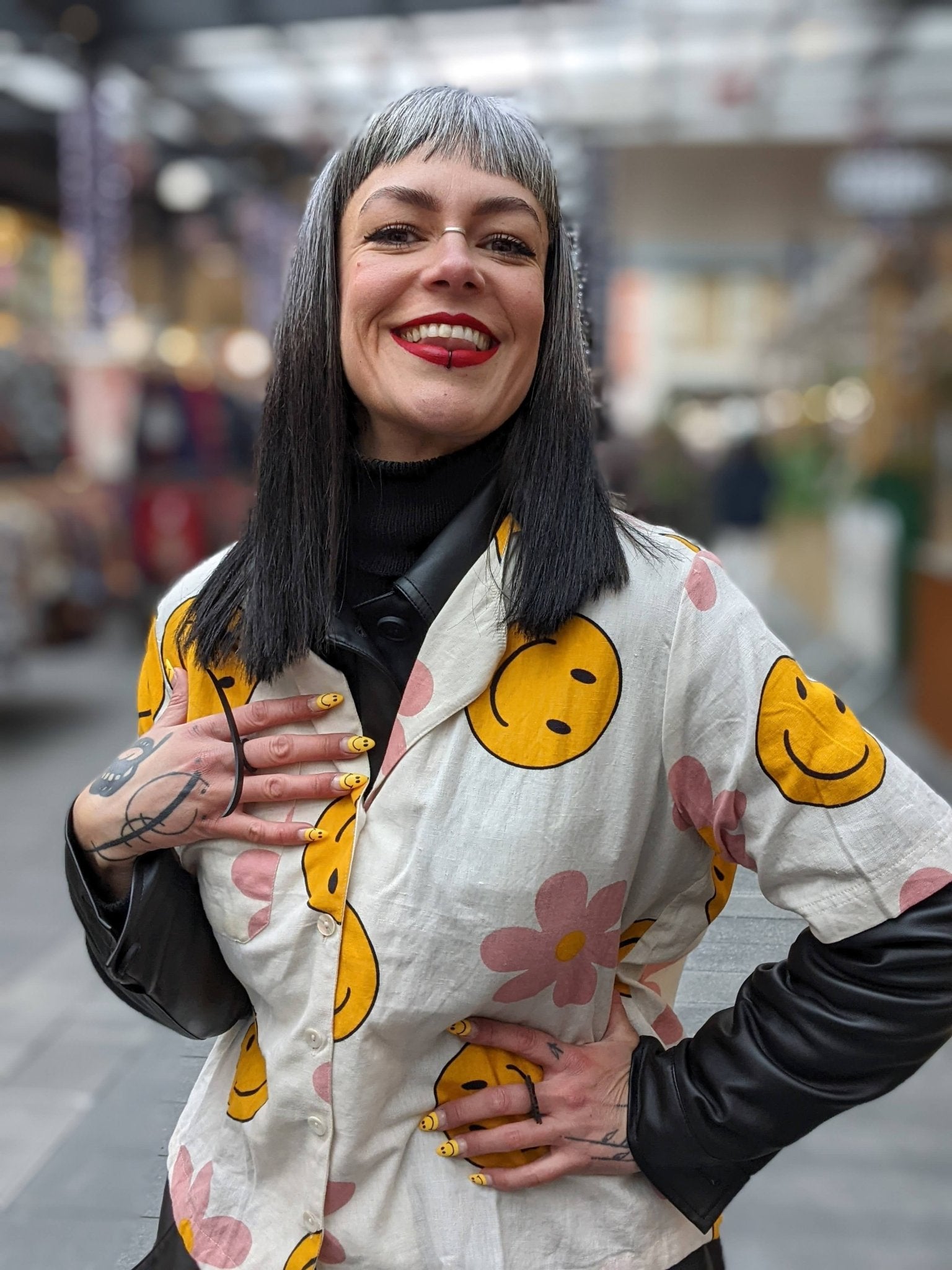 Happy Hippy Short Sleeve Shirt - Periodical Powers