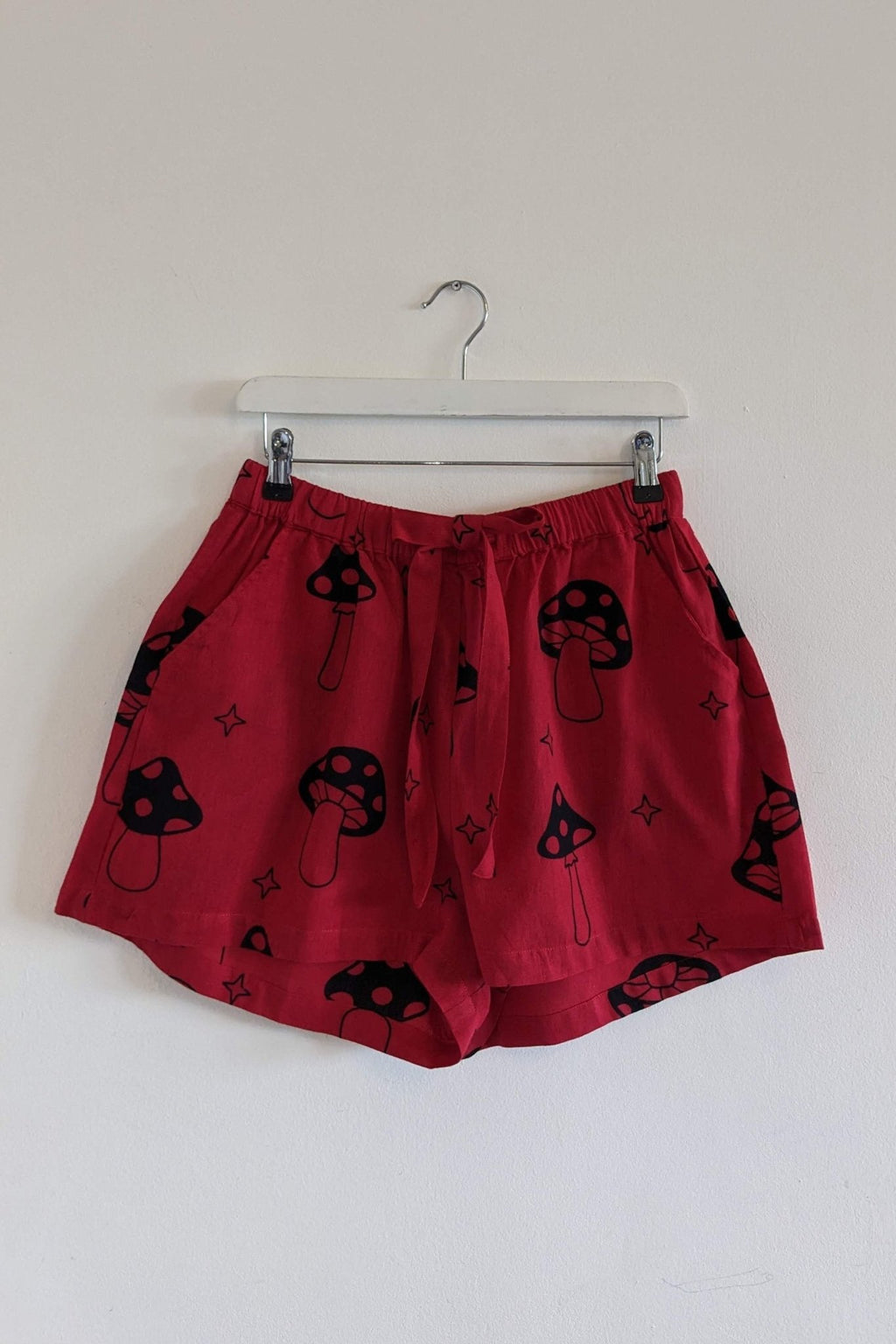 Red Magic Mushroom Drawstring Shorts - Periodical Powers